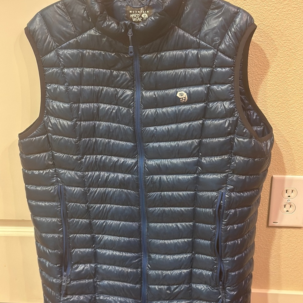 Mountain Hardwear - Ghost Whisperer - Blue Puffer Vest